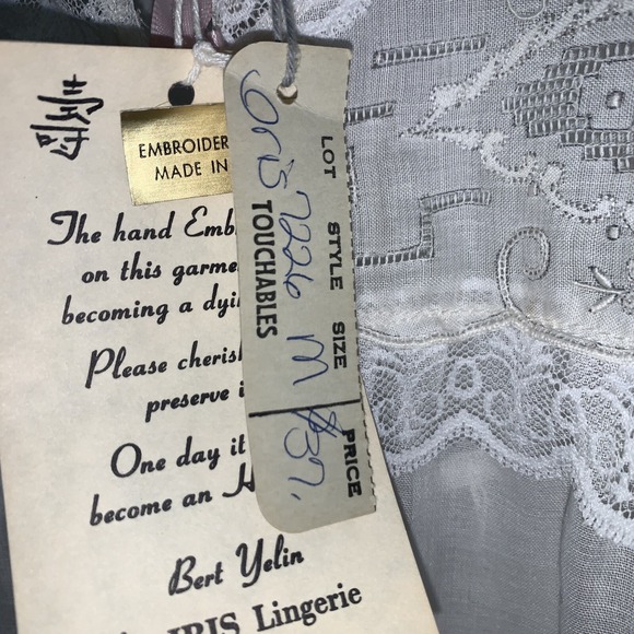 VTG "IRIS LINGERIE" W/EMBROIDERY & FRENCH BOBBIN LACE NIGHTGOWN Cottagecore Med - Picture 5 of 11